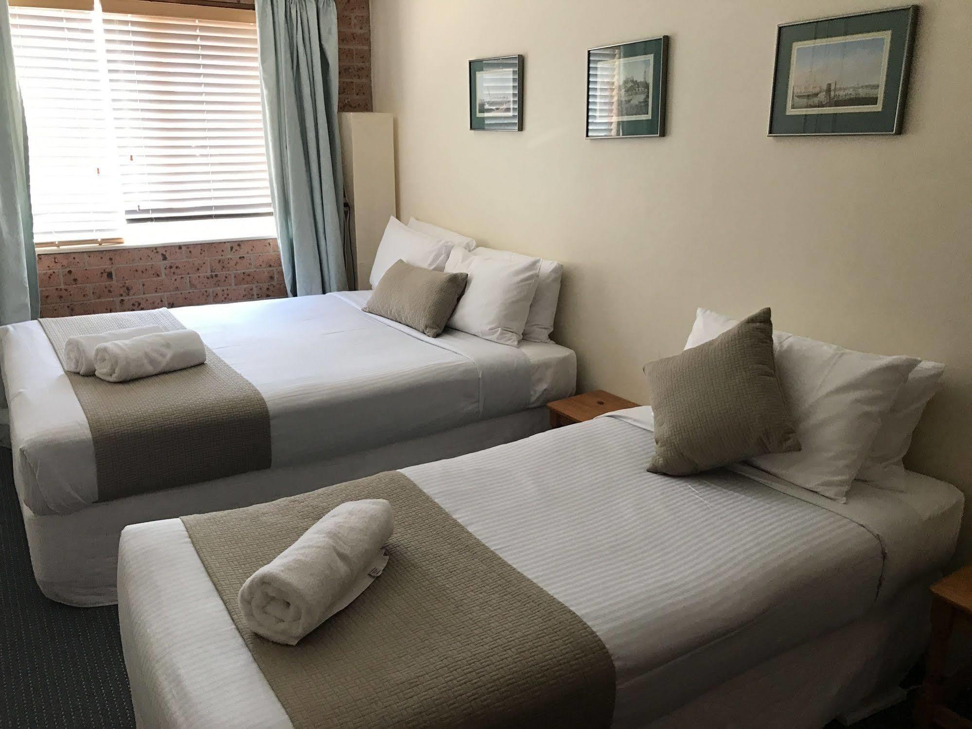 Huskisson Beach Motel Buitenkant foto