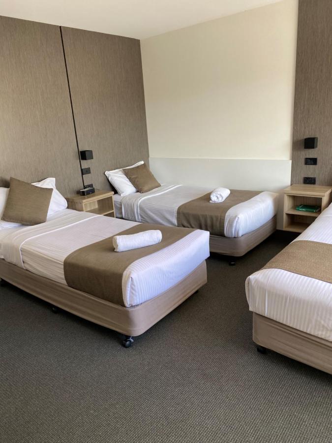 Huskisson Beach Motel Buitenkant foto